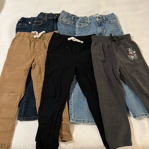 Lot of 7 Boys size 5 pants and jeans